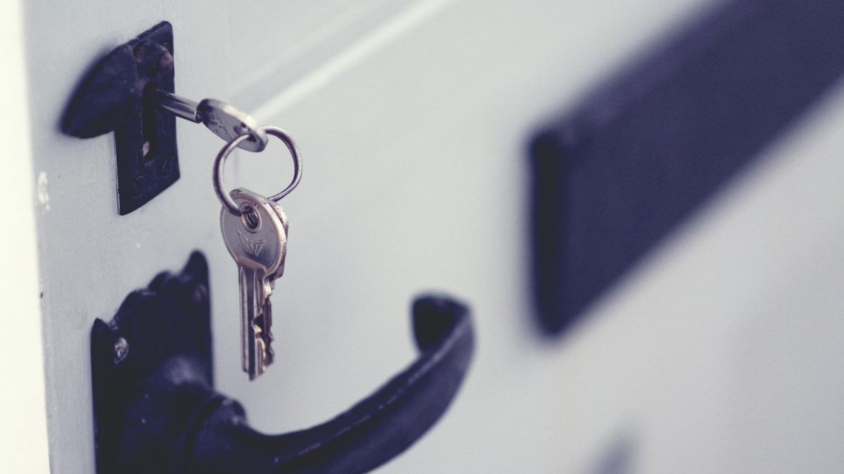 Hire a Locksmith in High Wycombe